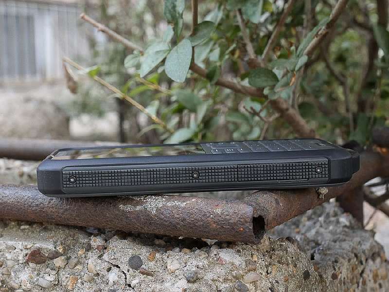 Обзор Nokia 800 Tough - новая неубиваемая Нокиа