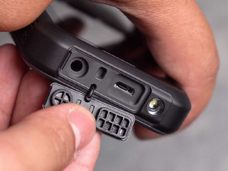 Обзор Nokia 800 Tough - новая неубиваемая Нокиа