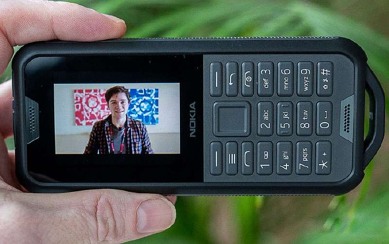 Обзор Nokia 800 Tough - новая неубиваемая Нокиа