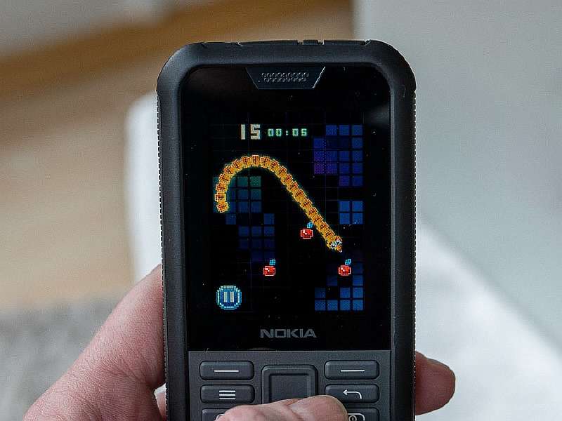Обзор Nokia 800 Tough - новая неубиваемая Нокиа