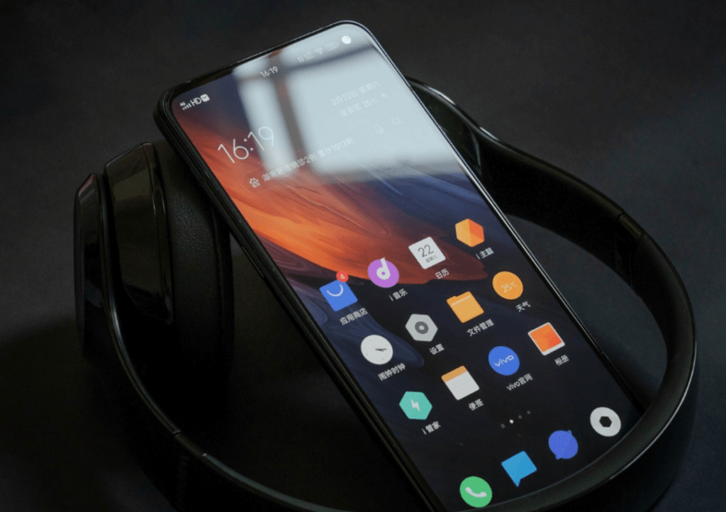 Vivo выпустила убийцу флагманов iQOO 3. Топовые характеристики по адекватной цене.