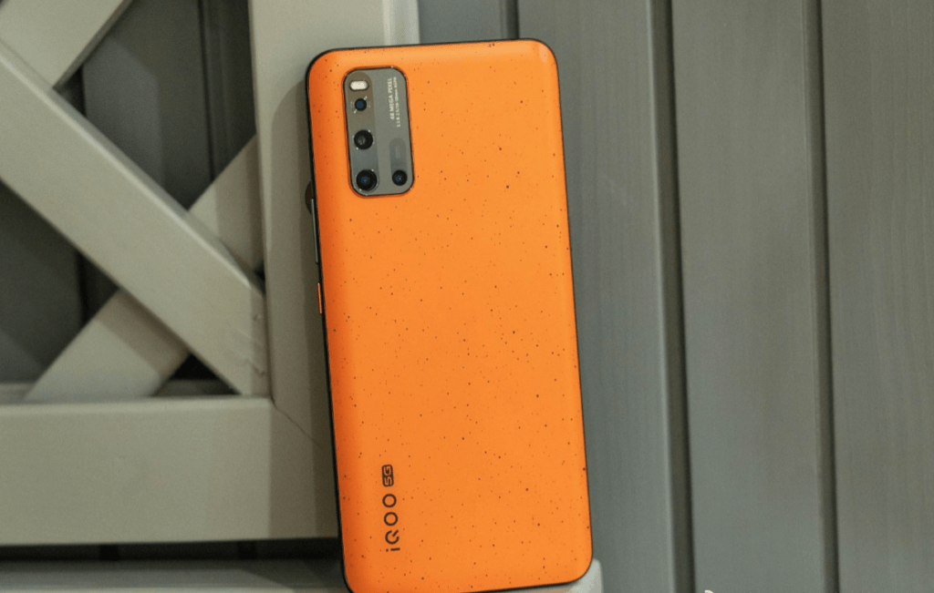 Vivo выпустила убийцу флагманов iQOO 3. Топовые характеристики по адекватной цене.