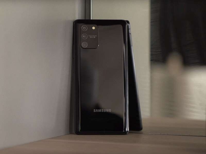 Обзор Samsung Galaxy S10 Lite - почему нет?