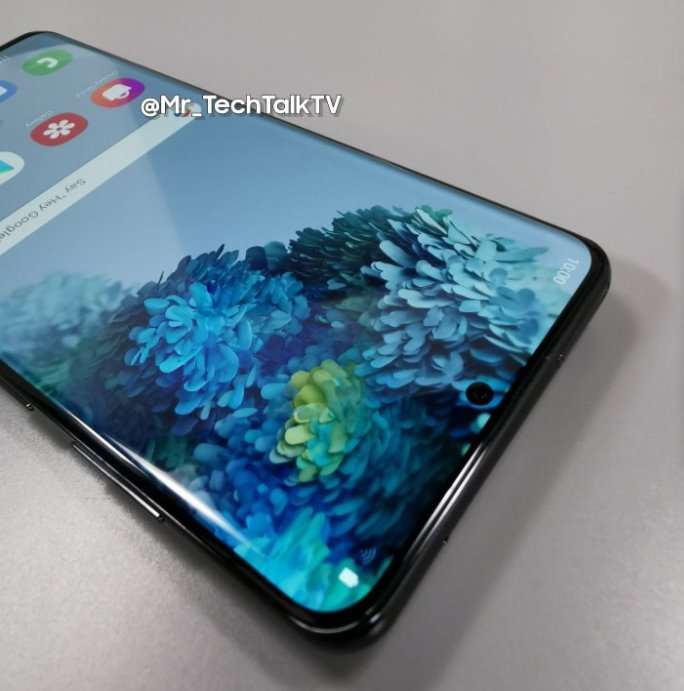 Дизайн самого дорогого флагмана Samsung Galaxy S20 Ultra на живых фото