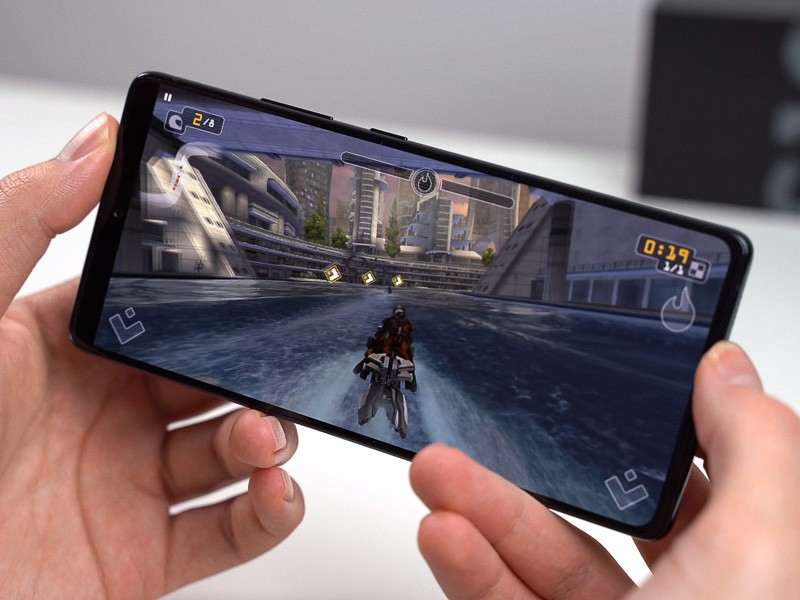 Обзор Samsung Galaxy S10 Lite - почему нет?