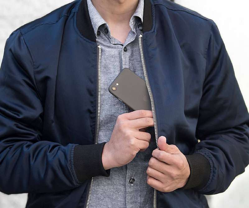 Дизайн самого ожидаемого iPhone SE 2 рассекречен за месяц до презентации