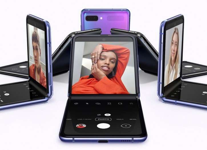 Samsung выпустила новый складной смартфон Galaxy Z Flip. Цена кусается.