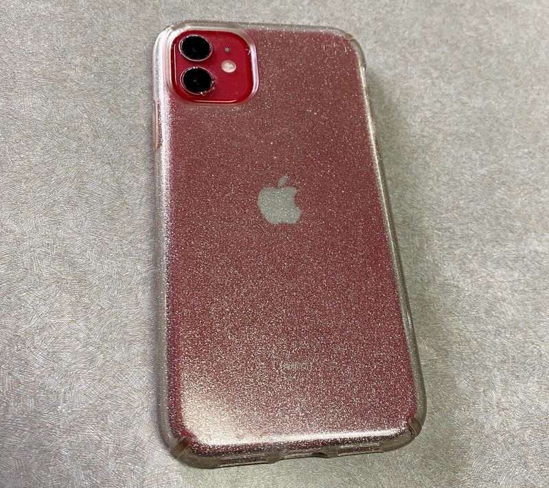 Apple лишит новые iPhone разъема для зарядки. Зачем? Есть две теории