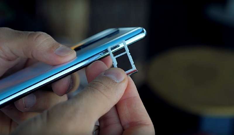 Что важно знать при покупке телефона на две SIM-карты?