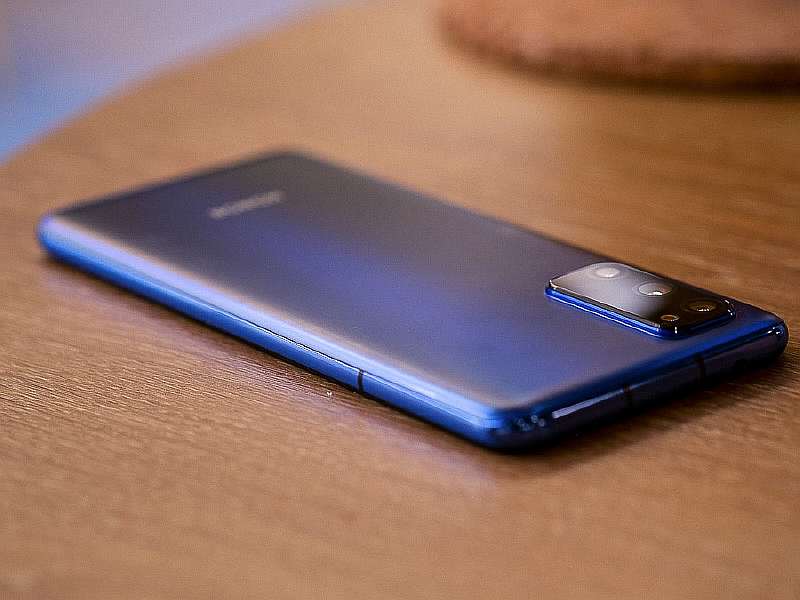 Обзор Honor View 30 Pro – антикризисный флагман