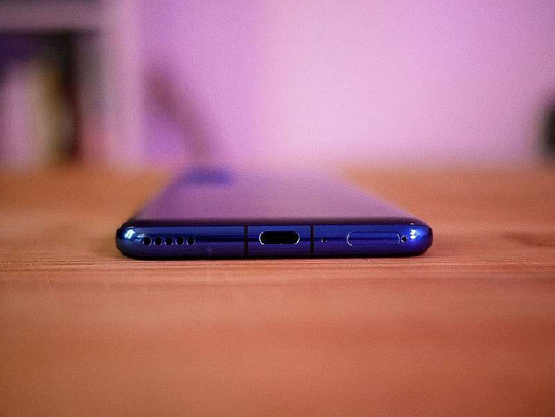 Обзор Honor View 30 Pro – антикризисный флагман