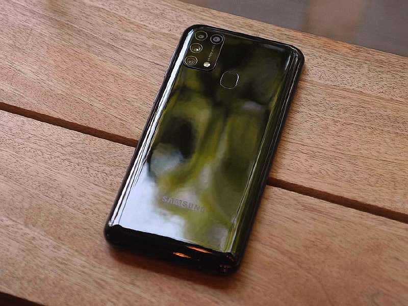 Обзор Samsung Galaxy M31 - король автономности