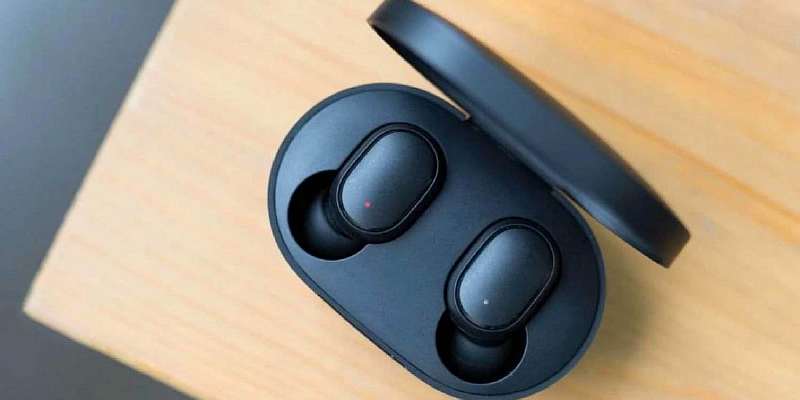 Xiaomi выпустила новые Redmi AirDots S. Стоит ли их покупать?