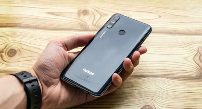 Honor распродает хитовые смартфоны. Выбрали 7 самых выгодных моделей со скидкой