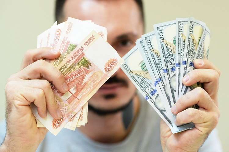 Просто бизнес. Сбербанк объяснил, почему в России такая дорогая ипотека