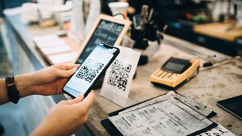 Сбербанк подарил бесконтактную оплату всем смартфонам без NFC. Как пользоваться?