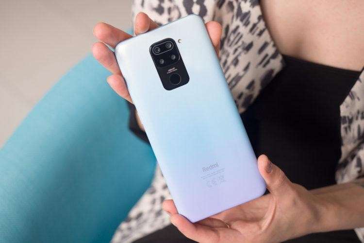 Xiaomi распродает хитовые смартфоны. Вот 5 лучших со скидками и подарками