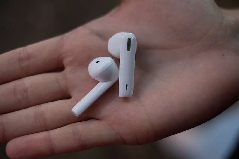 Обзор Tronsmart Onyx Ace — убийцы AirPods за копейки