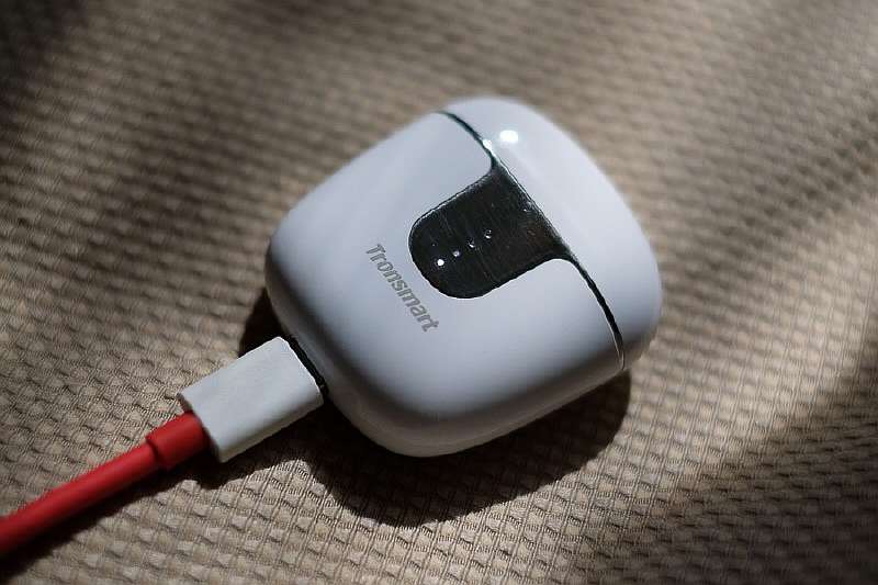 Обзор Tronsmart Onyx Ace — убийцы AirPods за копейки