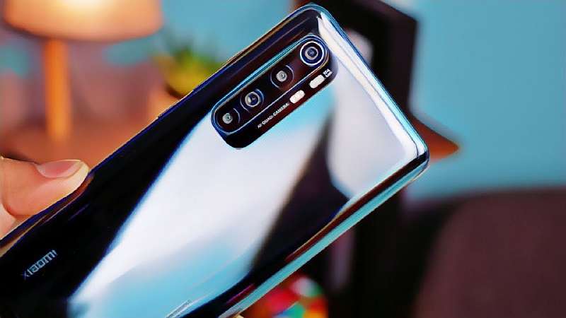 Xiaomi Mi Note 10 Lite сливают с огромной скидкой. Отличный смартфон, который никому не нужен?