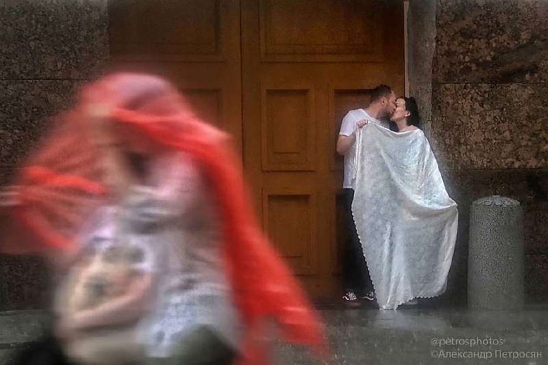 Как выглядит Россия на самом деле: 100 честных снимков уличного фотографа