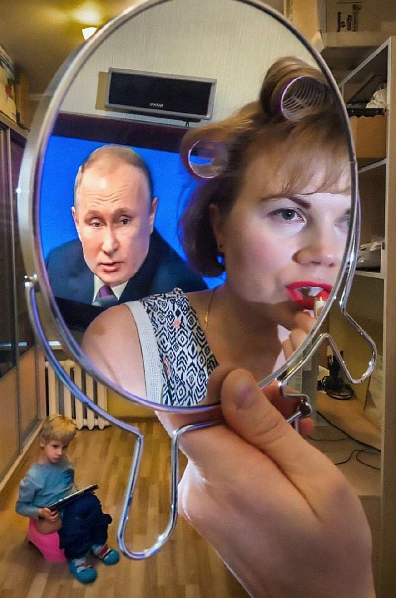 Как выглядит Россия на самом деле: 100 честных снимков уличного фотографа