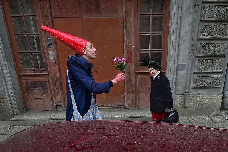 Как выглядит Россия на самом деле: 100 честных снимков уличного фотографа