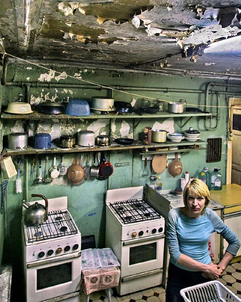 Как выглядит Россия на самом деле: 100 честных снимков уличного фотографа