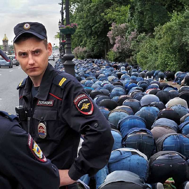 Как выглядит Россия на самом деле: 100 честных снимков уличного фотографа