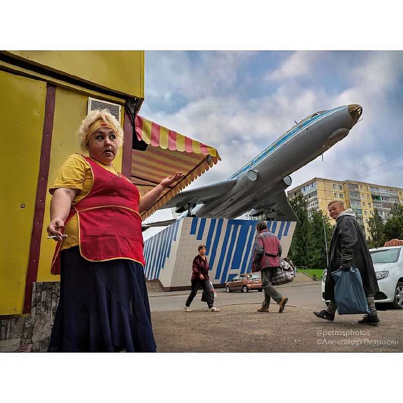 Как выглядит Россия на самом деле: 100 честных снимков уличного фотографа