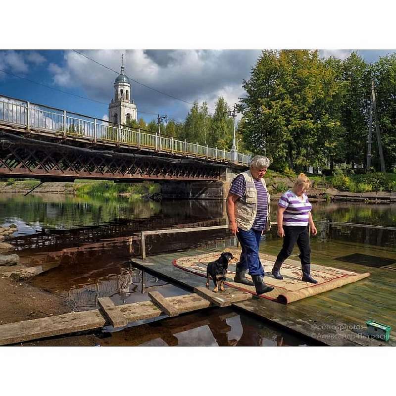 Как выглядит Россия на самом деле: 100 честных снимков уличного фотографа