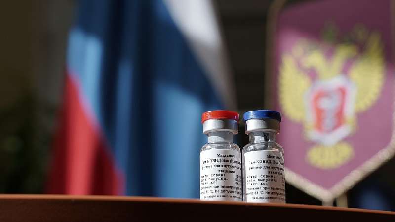 Российская вакцина от коронавируса. Сколько стоит и когда можно будет купить?
