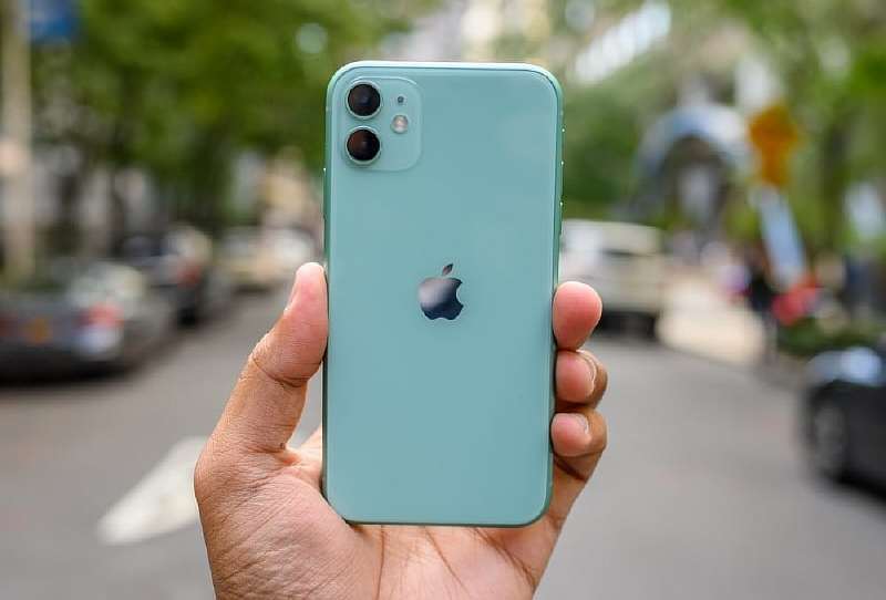 Какая техника Apple самая популярная в России? Названы все короли рынка
