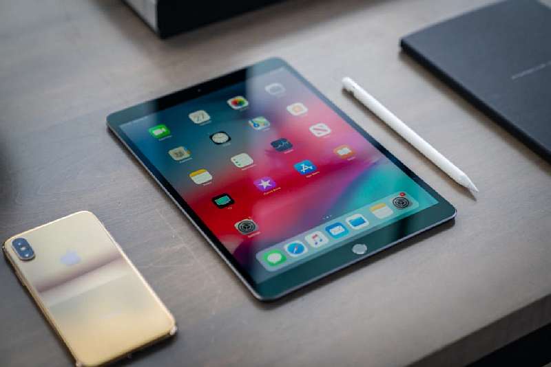 Какая техника Apple самая популярная в России? Названы все короли рынка