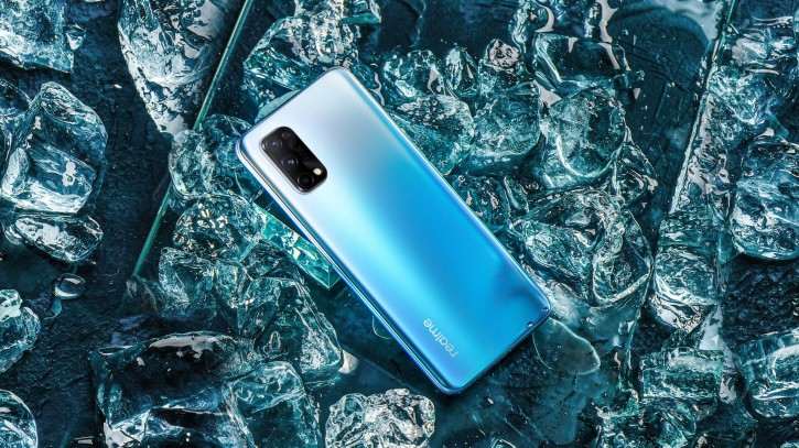 Копеечный флагман: 120 Гц AMOLED, 4500 мАч, 65 Вт, 64 МП и стереодинамики от Realme