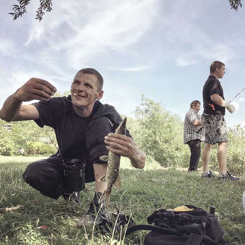 Уличный фотограф показал настоящую Россию. 75 честных снимков жизни за МКАДом