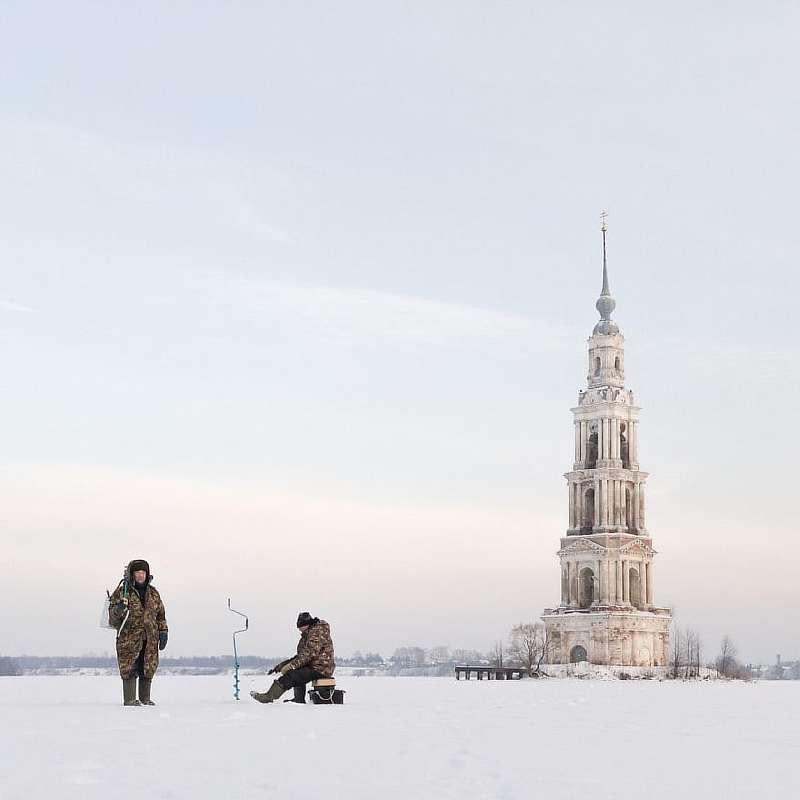 Уличный фотограф показал настоящую Россию. 75 честных снимков жизни за МКАДом