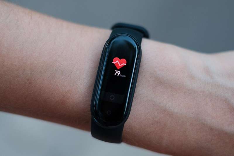 Обзор Xiaomi Mi Band 5. Главный фитнес-браслет 2020 года