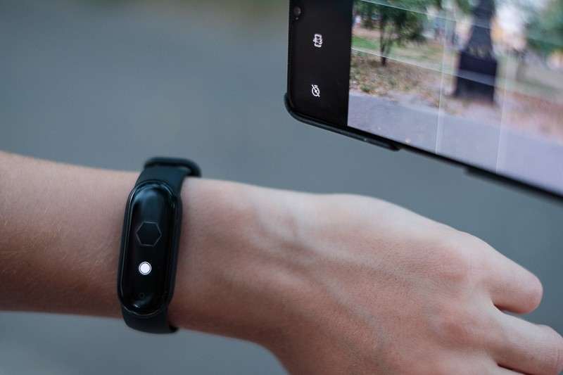 Обзор Xiaomi Mi Band 5. Главный фитнес-браслет 2020 года