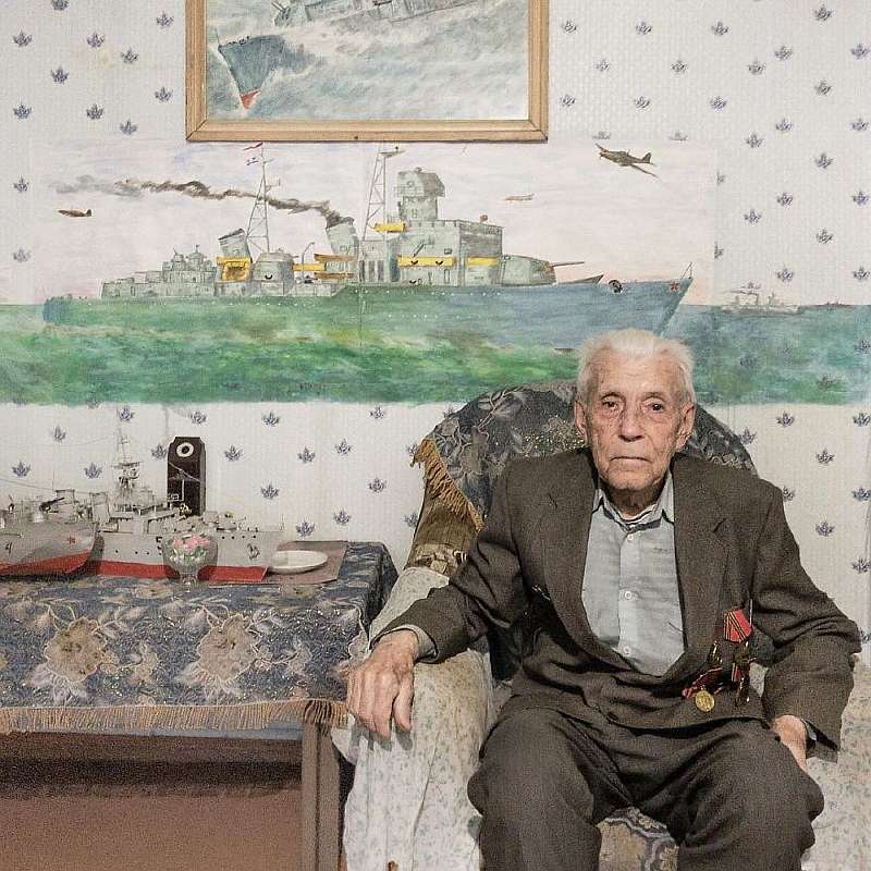 Уличный фотограф показал настоящую Россию. 75 честных снимков жизни за МКАДом