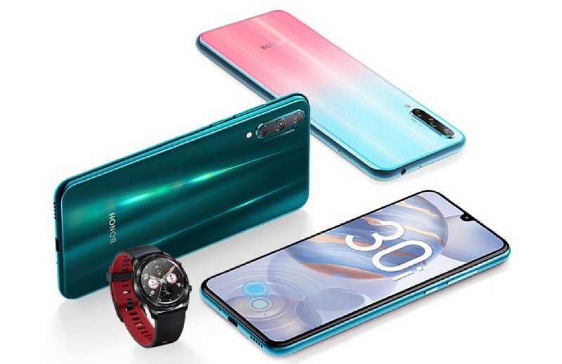 AMOLED, NFC и подарок за 10 тысяч. Honor привезла в Россию новый бюджетный хит
