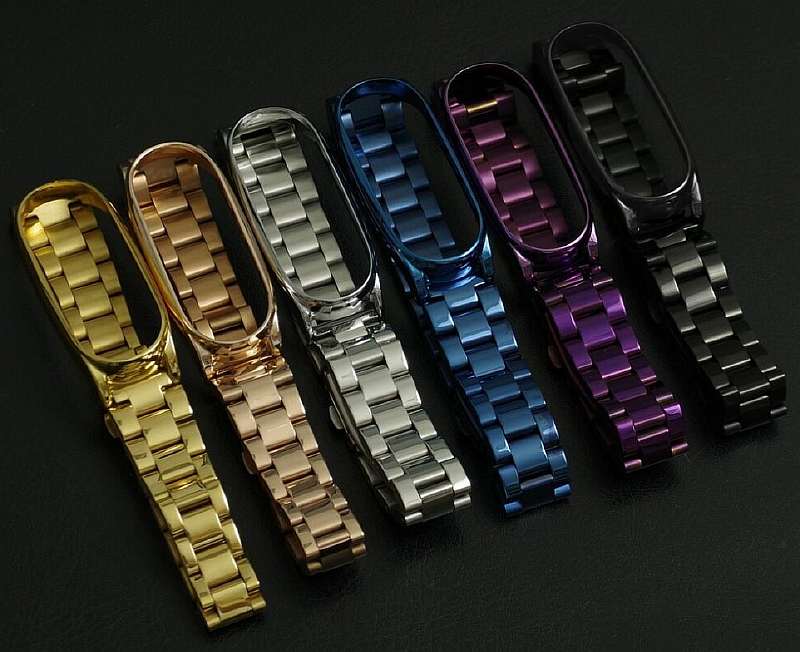 Подешевели крутые ремешки для Mi Band 5. Теперь браслет выглядит солидно