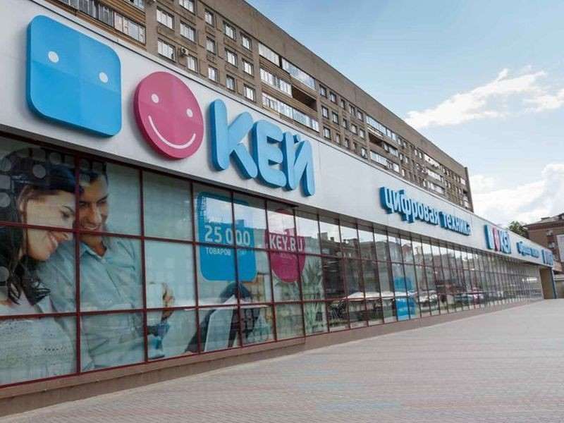 8 популярных магазинов электроники, которые разорились и закрылись. Как они умерли?
