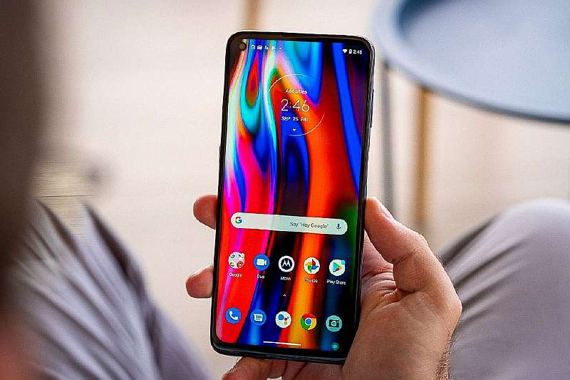 Нашли самый продвинутый бюджетник на чистом Android. Идеальная замена всяким Xiaomi