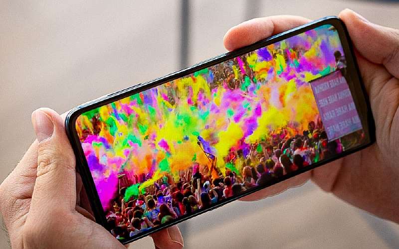 Нашли самый продвинутый бюджетник на чистом Android. Идеальная замена всяким Xiaomi