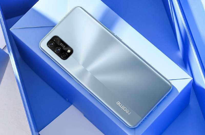 Realme 7 и 7 Pro уже вышли в России. Сколько стоят главные конкуренты Xiaomi?