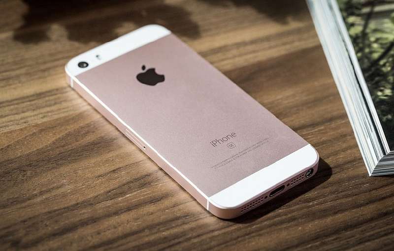 Эти iPhone не получат новую iOS. Легендарные модели безнадежно устарели