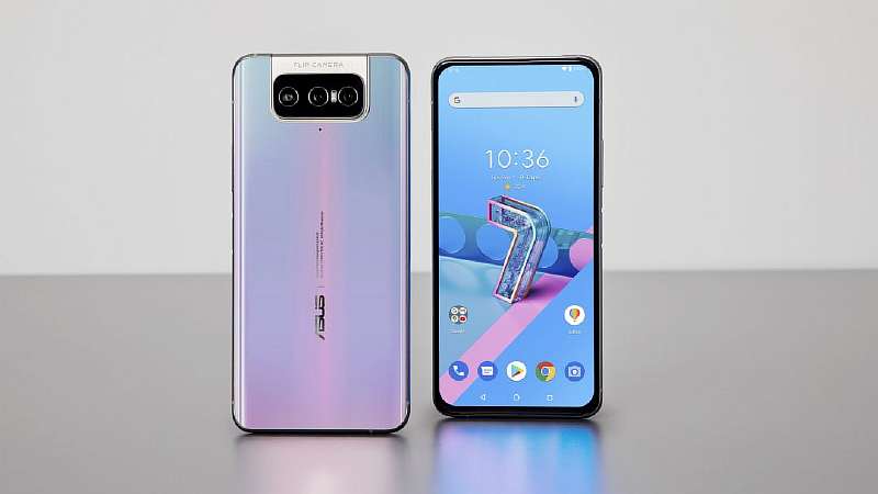 Топовые Asus ZenFone 7 наконец-то вышли в России. Цена и подарки