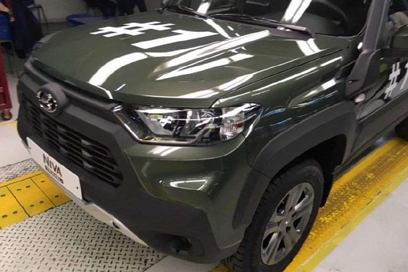АвтоВАЗ представил новую Ниву. Фото и видео LADA Niva Travel (2021)