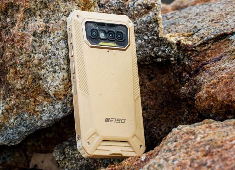 Смартфон для мужчин: 8000 мАч, IP68, NFC, Type-C и 6/64 памяти за 8300 рублей